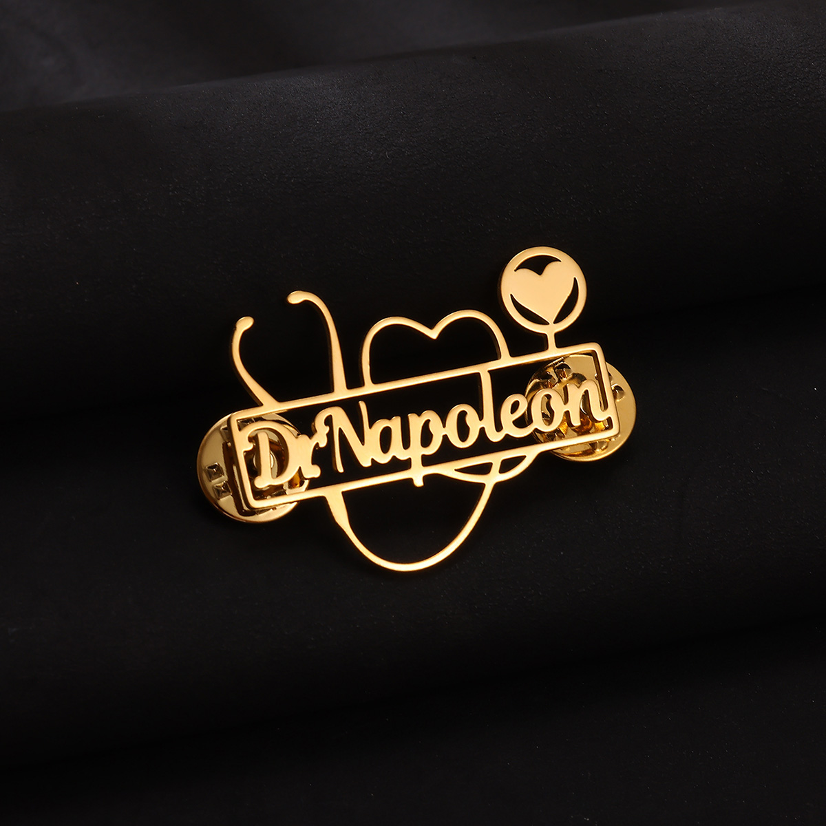 مخصص السماعة بروش شخصية القلب  - مراجعة Embroidery Name وسعره
