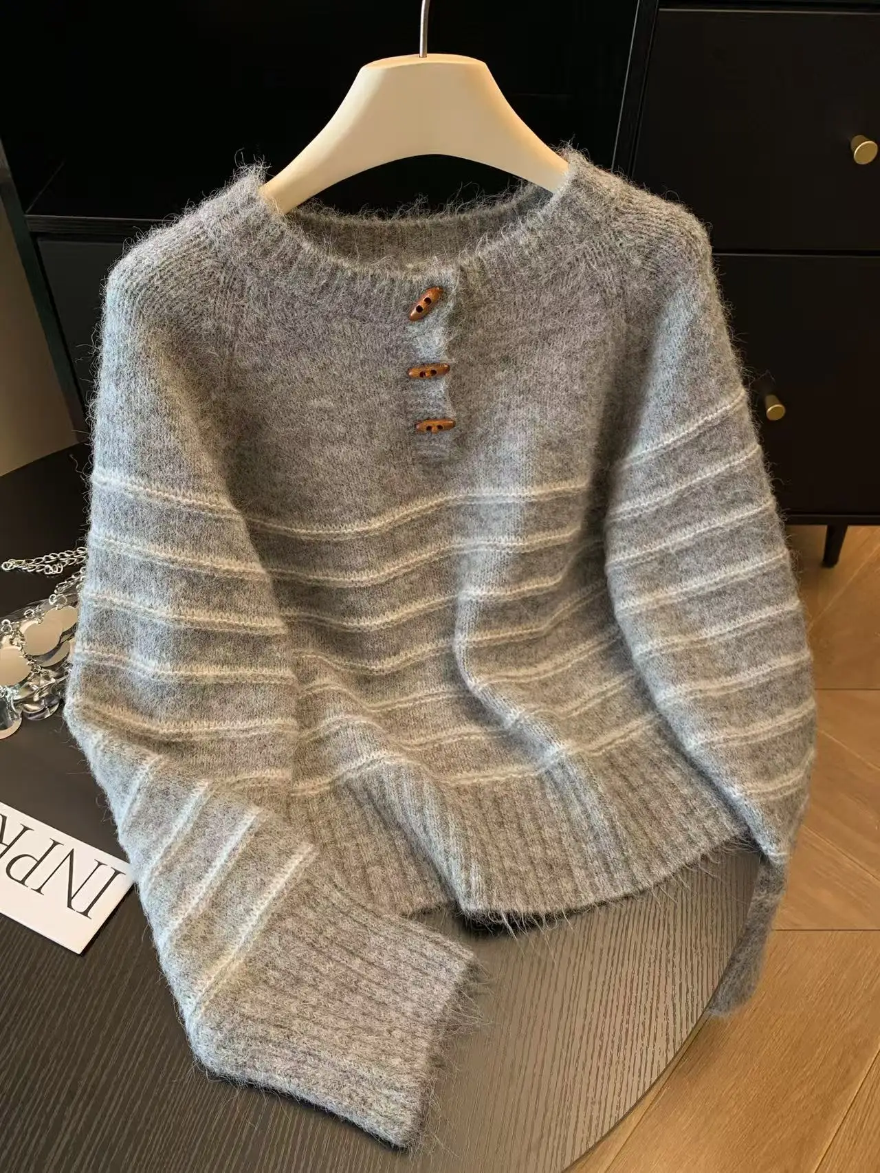 سترة نسائية مخططة من الصوف وال - مراجعة Embroidery Fashion وسعره