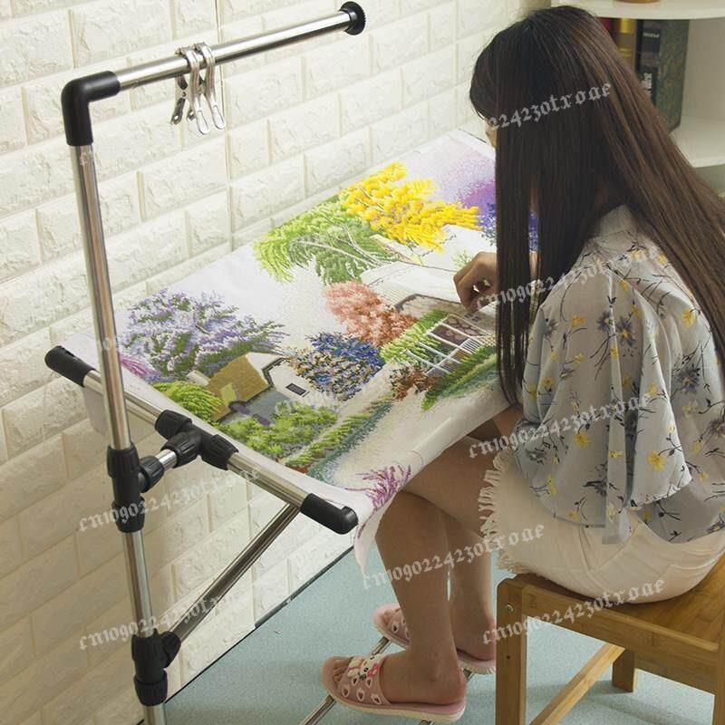 حامل إطار تطريز قابل للتعديل ك - مراجعة Embroidery Hoop Stand وسعره
