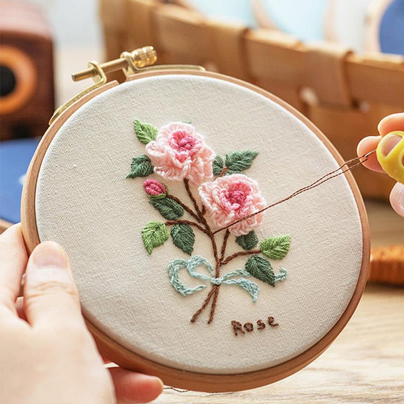 طوق تطريز خشبي عالي الجودة من  - مراجعة Embroidery Hoop Stand وسعره